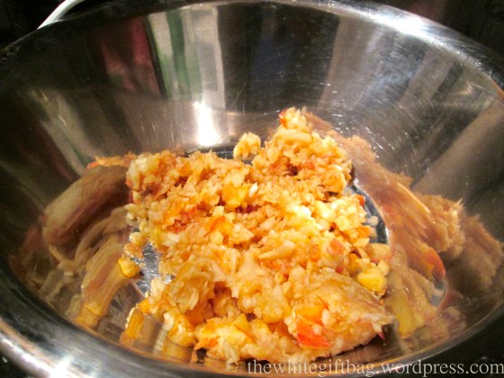 Whole Grain Apple Cinnamon Muffins